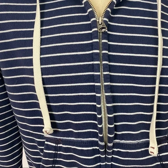 AMERICAN EAGLE OUTFITTERS STRIPPED HOODIE - Picture 11 of 12